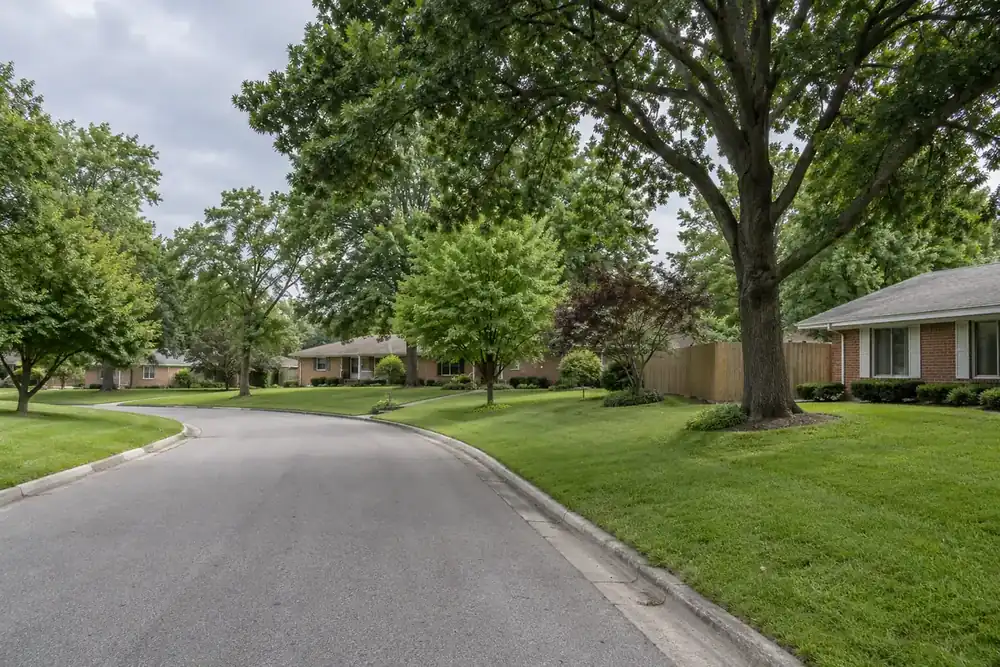 Illustration of a typical residential street in the Spanish Lake, MO area